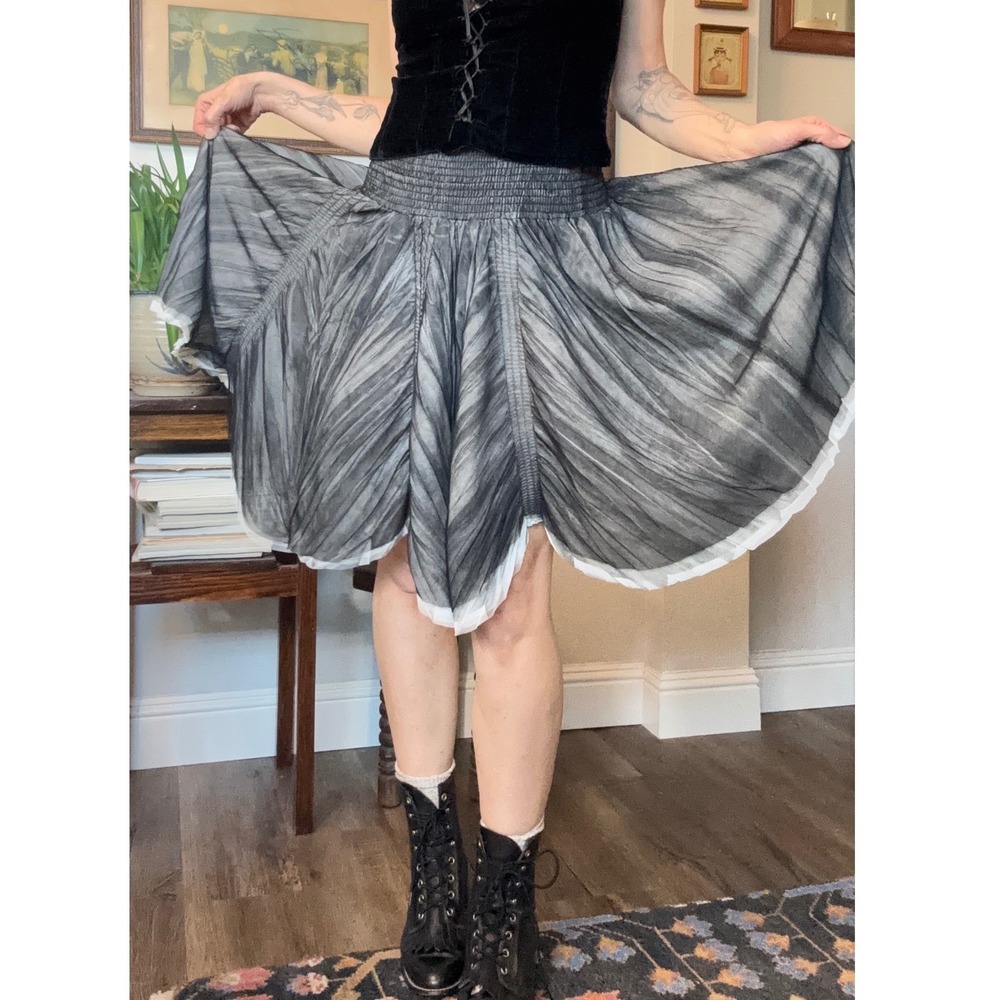 Indies Smocked Waist Scalloped Skirt Grey Black Mesh Overlay Avant Garde Flare